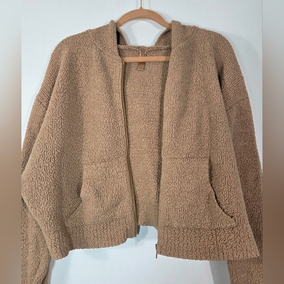 SKIMS COZY KNIT ZIP UP HOODIE. - Picture 2 of 5